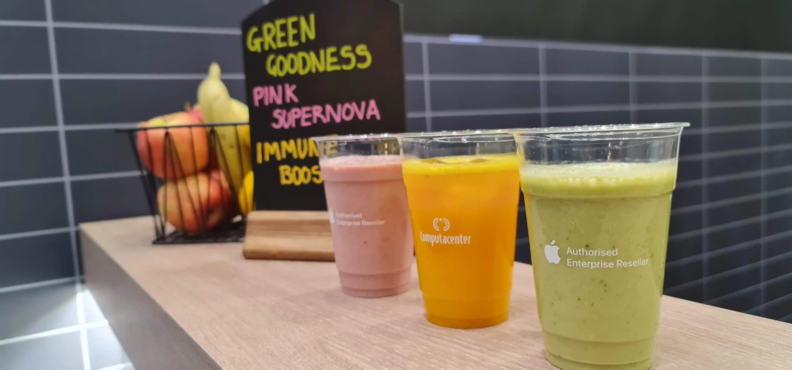 custom branded smoothie cups